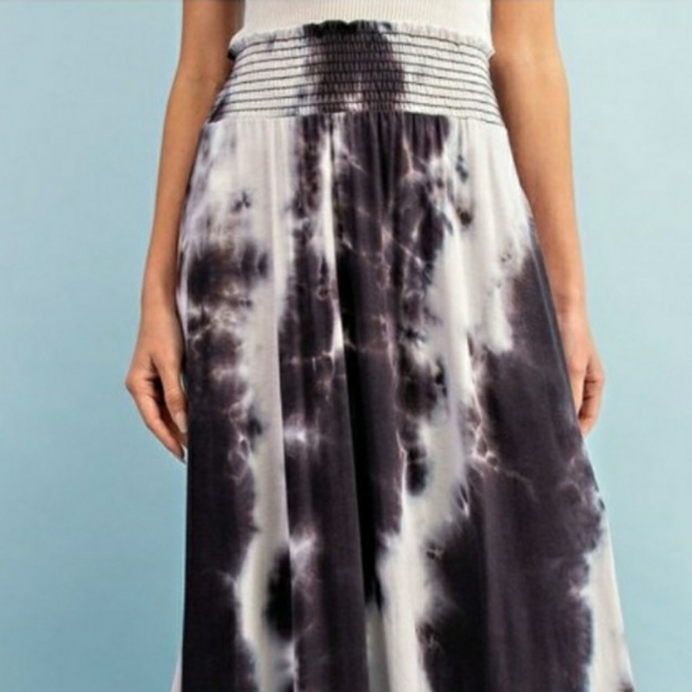 Tie Dye Maxi Skirt with Side Pockets - Picture 4 of 6